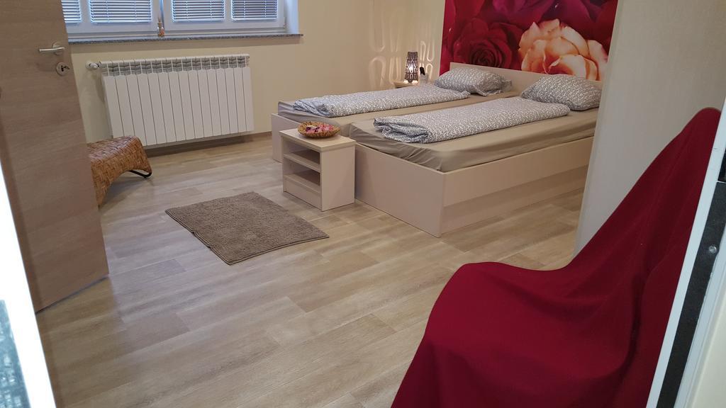 Rosa Bed And Breakfast Podgorje  Ngoại thất bức ảnh